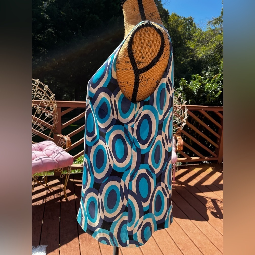 Blue Geometric Pattern Women's Top 100% silk - Picture 3 of 15